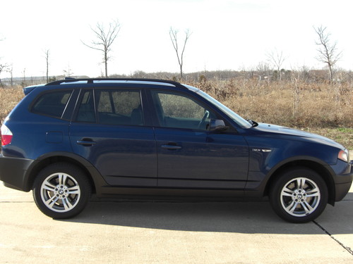 Picture of a 2004 BMW X3 3.0i